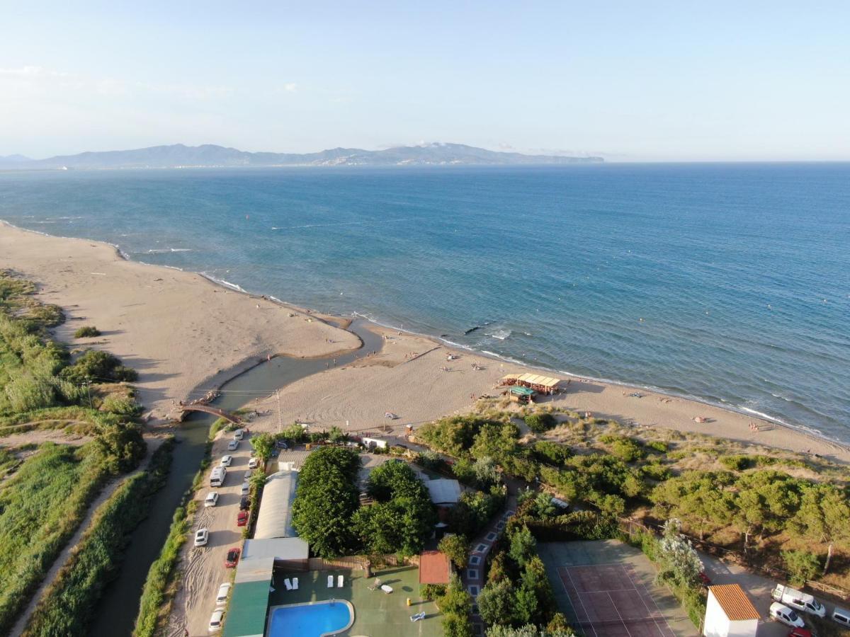 Hotel Riomar Sant Marti d'Empuries Exterior foto