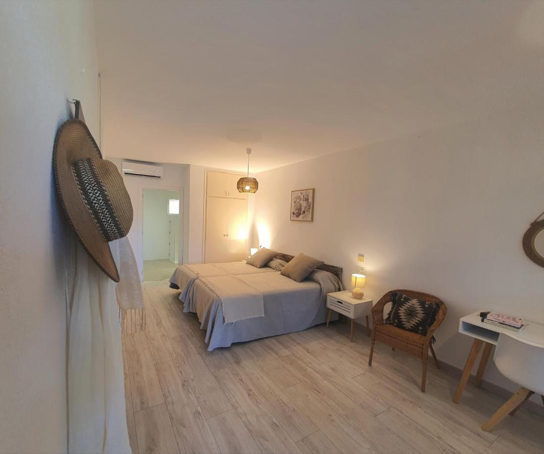 Hotel Riomar Sant Marti d'Empuries Exterior foto